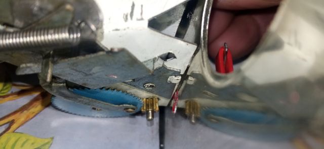 Reparación restauración juguetes antiguos, robots