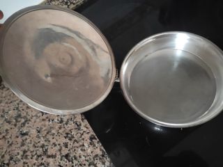 Sartén antigua con tapa de Estaño