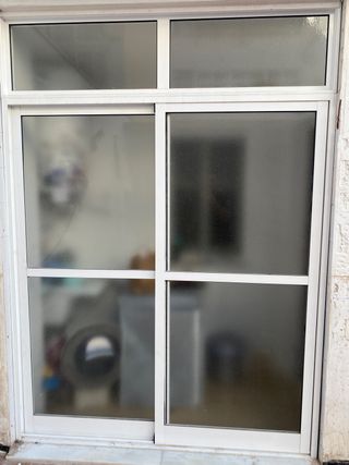 Puerta corredera lavadero aluminio