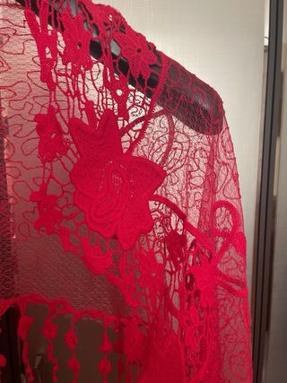 Stola foulard in pizzo rosso elegante – scialle