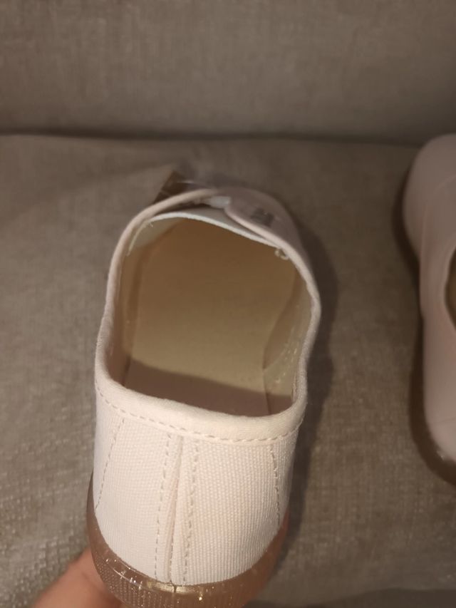 Zapatillas lona niña Conguitos num.32 A ESTRENAR