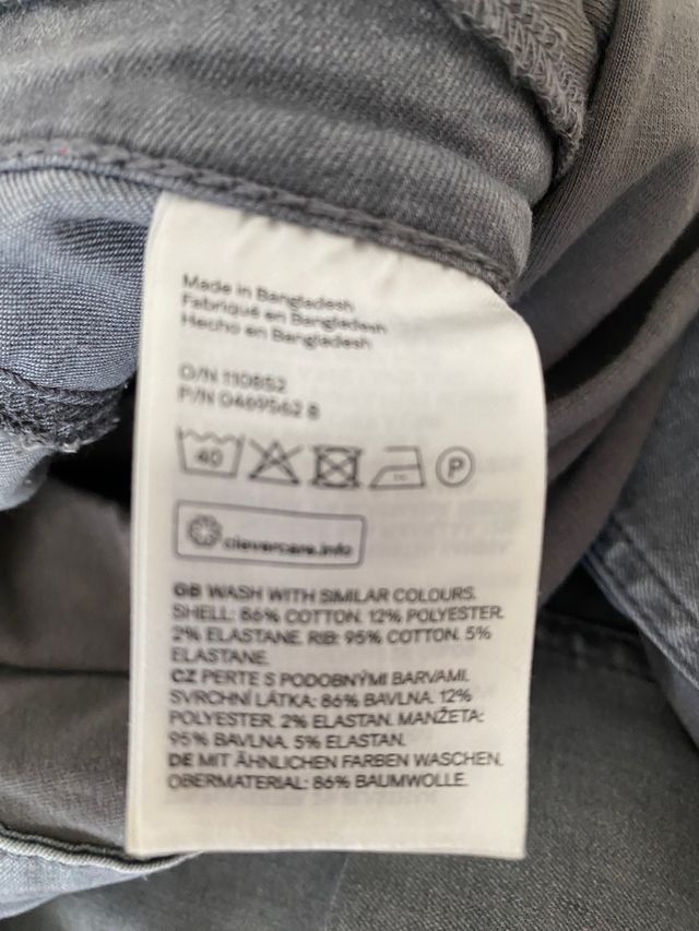 Vaquero gris premamá H&M