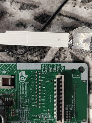 Despiece Smart TV Samsung UE32T4305AK