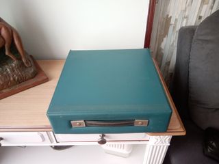 Maquina de escribir Olivetti Dora