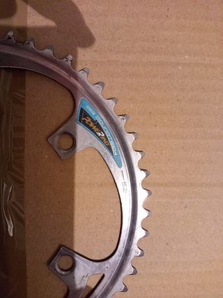 Plato de 52 dientes. Sakae powering roundtech