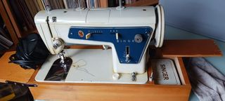 Maquina de coser SINGER