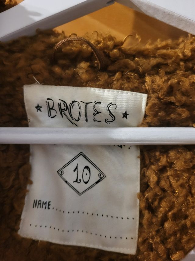 Abrigo Pelito Brotes