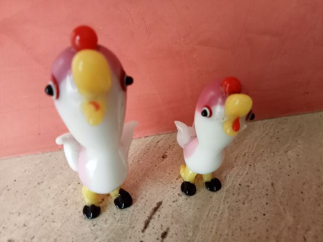 Pequeñas figuras de cristal