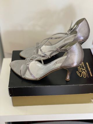 Zapatos eventos plateados