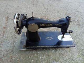 cabeza de máquina de coser antigua