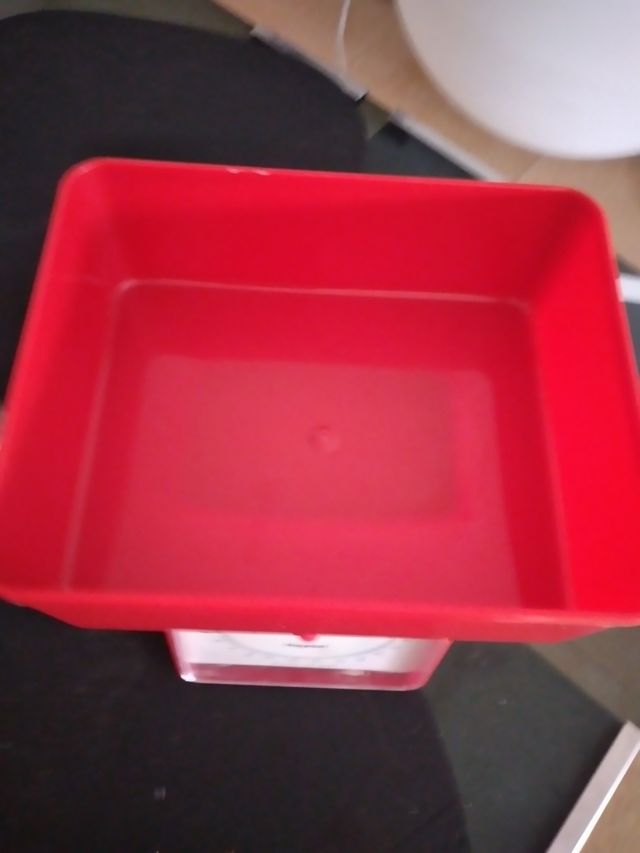 bilancia vintage. poyear