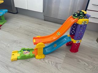 Multi pista de lanzamiento cochecitos Tut tut