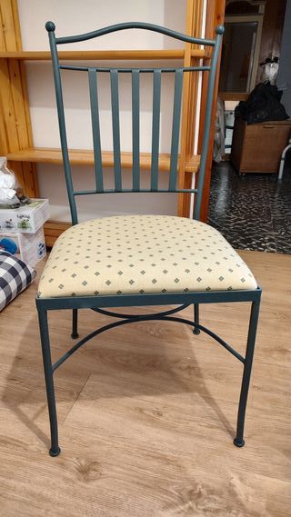 Super rebaja! Mesa de forja cristal y 4 sillas