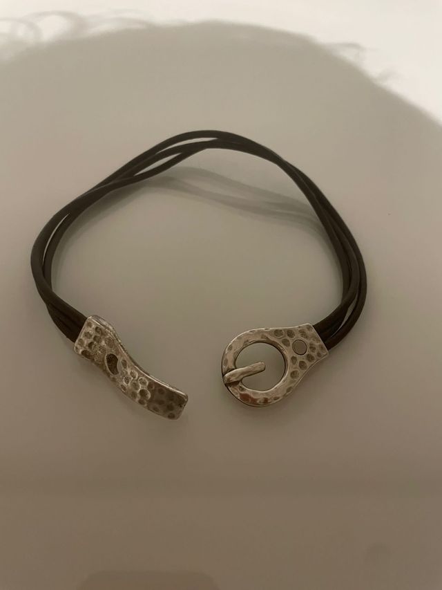 Pulsera cuero
