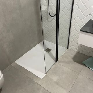 Vendo plato ducha blanco resina 80x100 120€ nuevo 