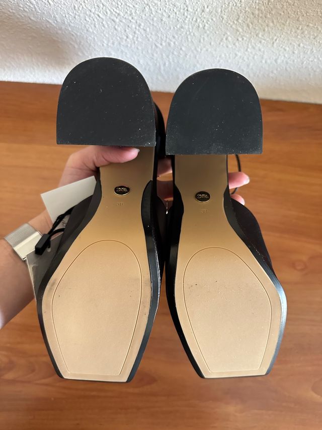 Zapatos de tacón de mujer