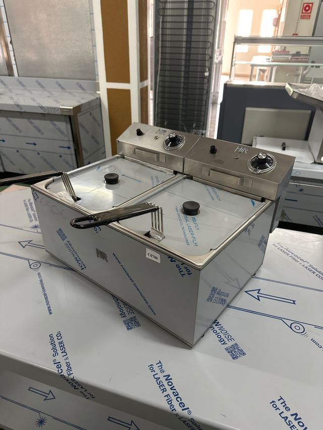 Freidora eléctrica 8L+8L