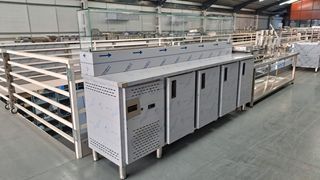 mesa fria para ensaladas