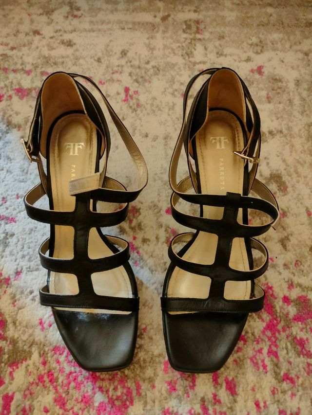 SANDALIAS DE TACÓN FARRUTX