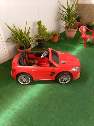 Mercedes BIPLAZS, electrico