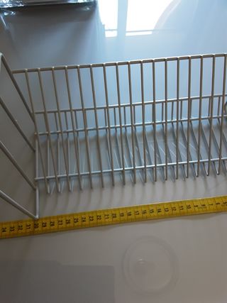 porta CD Ikea 20, pared sobremesa muy nuevo metal