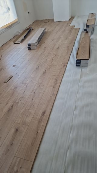 parquet, tarimas, moquetas, papel pared, vinilo 