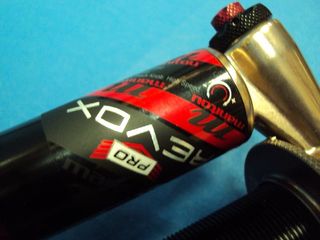 NUEVO Amortiguador muelle 200x51 MANITOU REVOX PRO