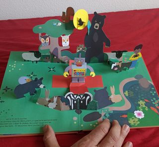 Libro POP UP. Le Cube Rouge