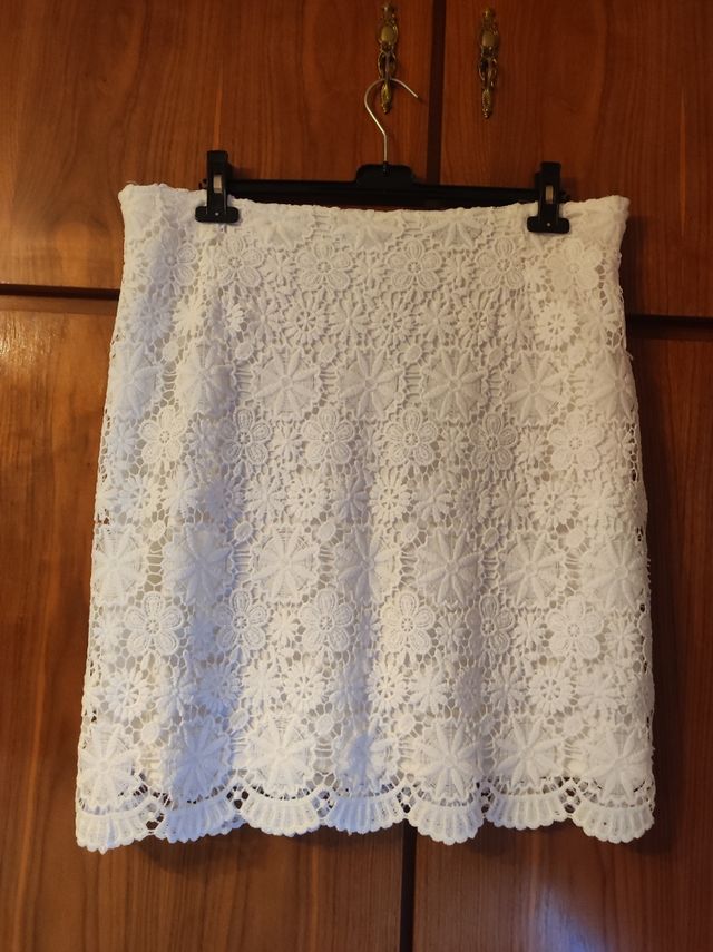 Falda de encaje blanco. Talla 48. Pilar Prieto