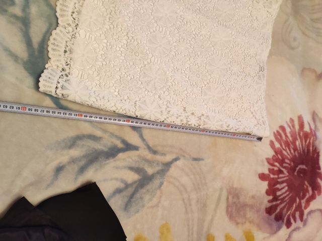 Falda de encaje blanco. Talla 48. Pilar Prieto