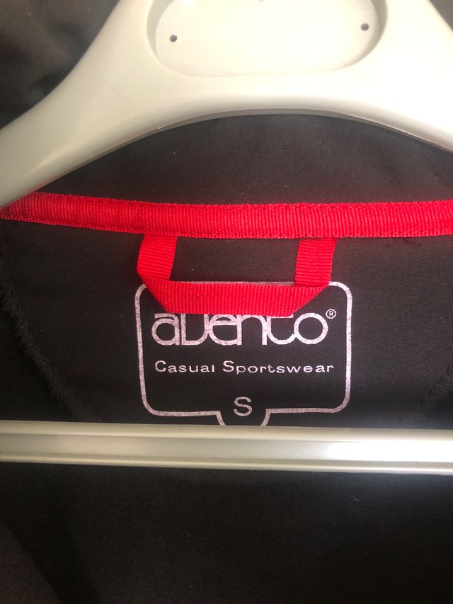 Chaqueta deportiva negra Avento unisex nueva a est