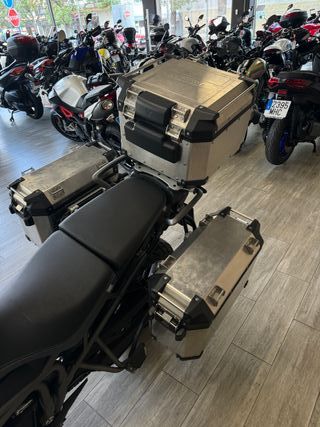 TRIUMPH TIGER 800 XRX