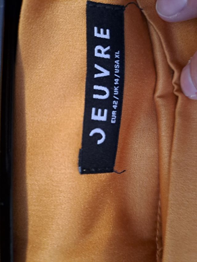 pantalón pata elefante mostaza satinado