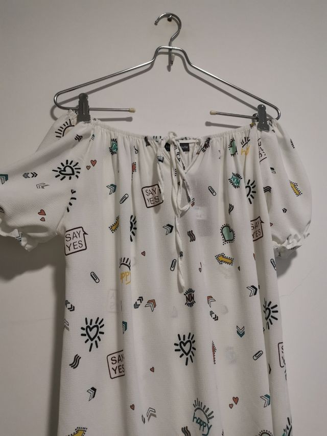 Camisa con estampados talla M