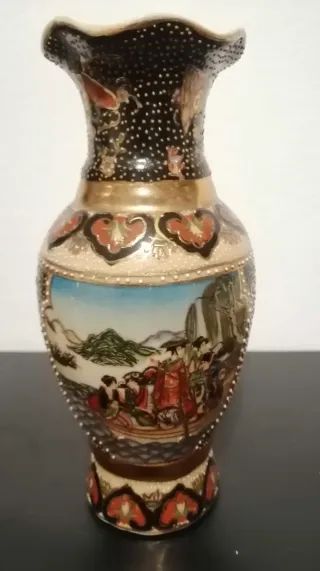 Trittico giapponese, Piatto, posacenere e vaso