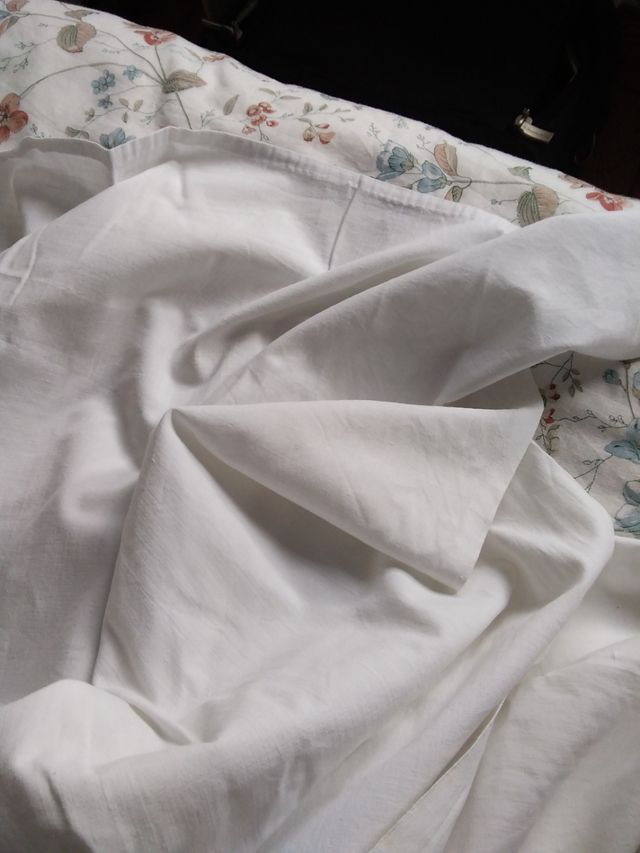 Sabana encimera antigua bordada e iniciales Oferta