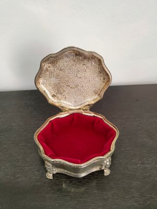 Antiguo joyero caja joyas inglés patas león