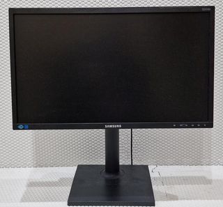 CPU Intel Core i5 + Monitor
