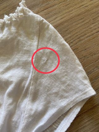 Top Maje de algodón blanco con frente calado