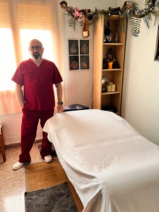 QUIROMASAJISTA PROFESIONAL TITULADO