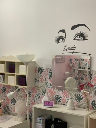 MICROBLADING  UÑAS  PESTAÑASELIMINACION VERRUGA