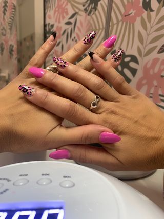 MICROBLADING  UÑAS  PESTAÑASELIMINACION VERRUGA