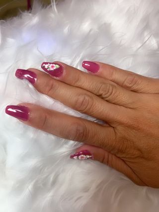 MICROBLADING  UÑAS  PESTAÑASELIMINACION VERRUGA