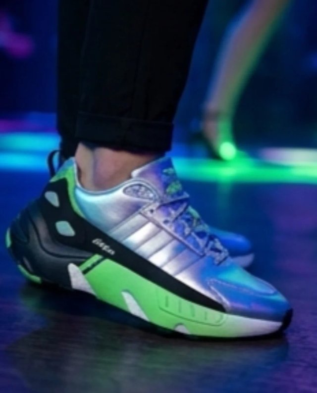 Zapatillas Adidas Kawasaki Ninja x ZX 22 Boost.