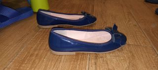 Zapatos de vestir. niña. azul oscuro. Charol. Tall