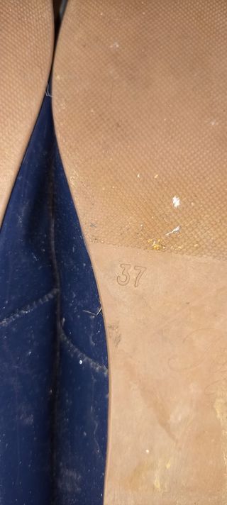 Zapatos de vestir. niña. azul oscuro. Charol. Tall