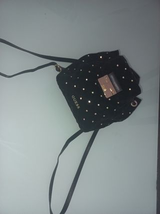 guess mochila pequeña
