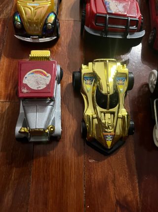 COCHES ANTIGUOS JUGUETE