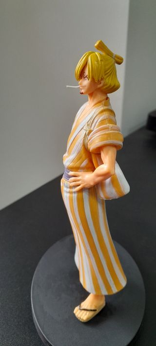 FIGURA ONE PIECE SANJI NUEVA
