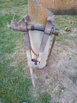 Tornillo de banco antiguo Irimo .